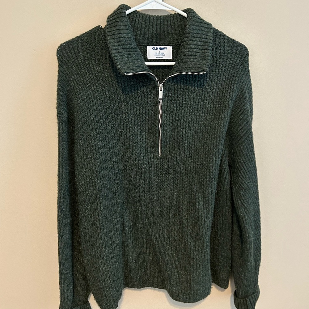 Old Navy Women’s Dark Green Zip-Up Sweater